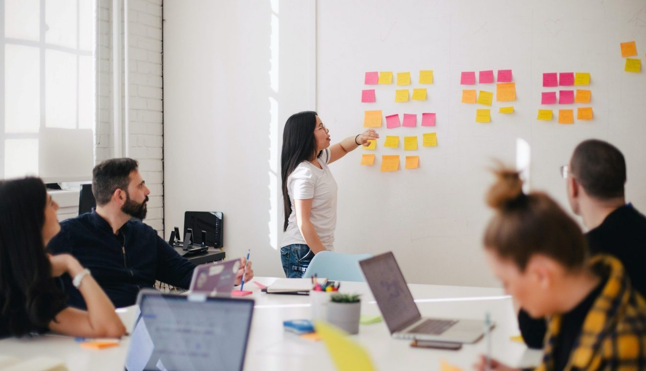 The role of business analysts in driving government digital change.